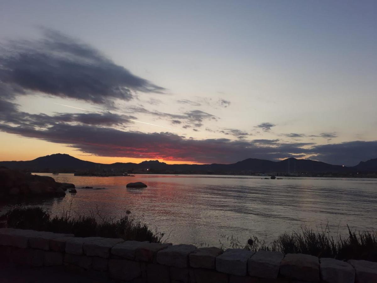 Il Mare Di Olbia Holiday Apartment Exterior photo